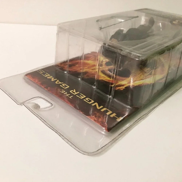 2012 The Hunger Games Katniss Everdeen Figure Jennifer Lawrence Damaged Box - Picture 13 of 16